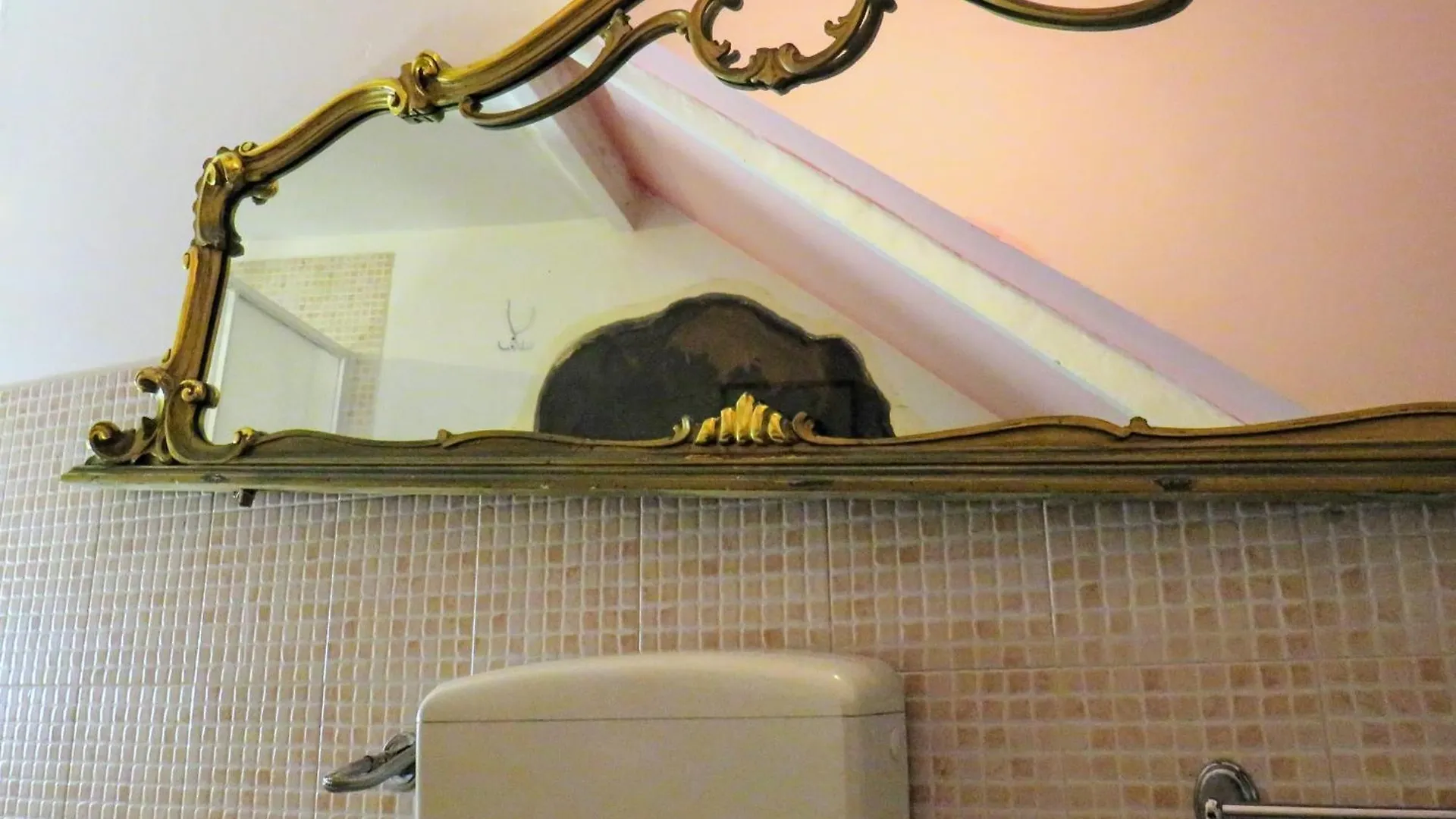 Alberto'S Apartment باليرمو بيت ضيافة
